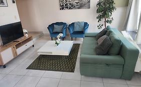 Bel Appartement Confortable Mons